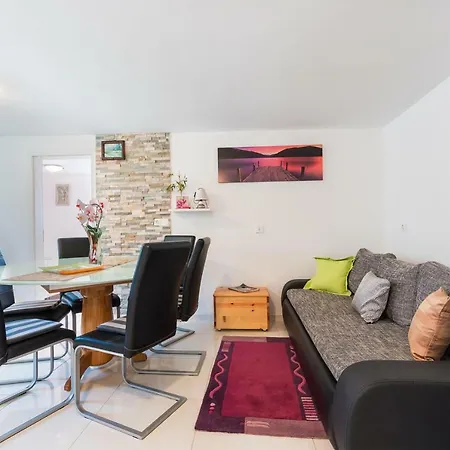 Salak Apartment