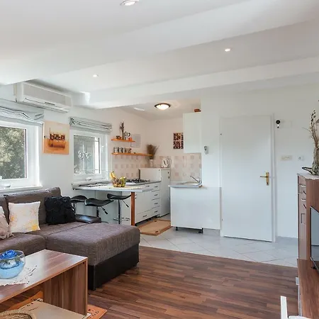 Salak Apartment